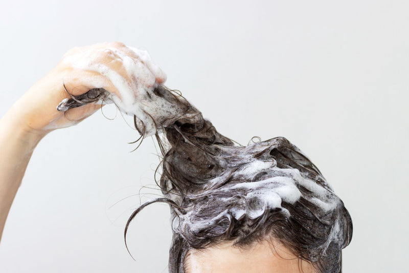 The 2025 Natural Shampoo Guide For Fine Hair