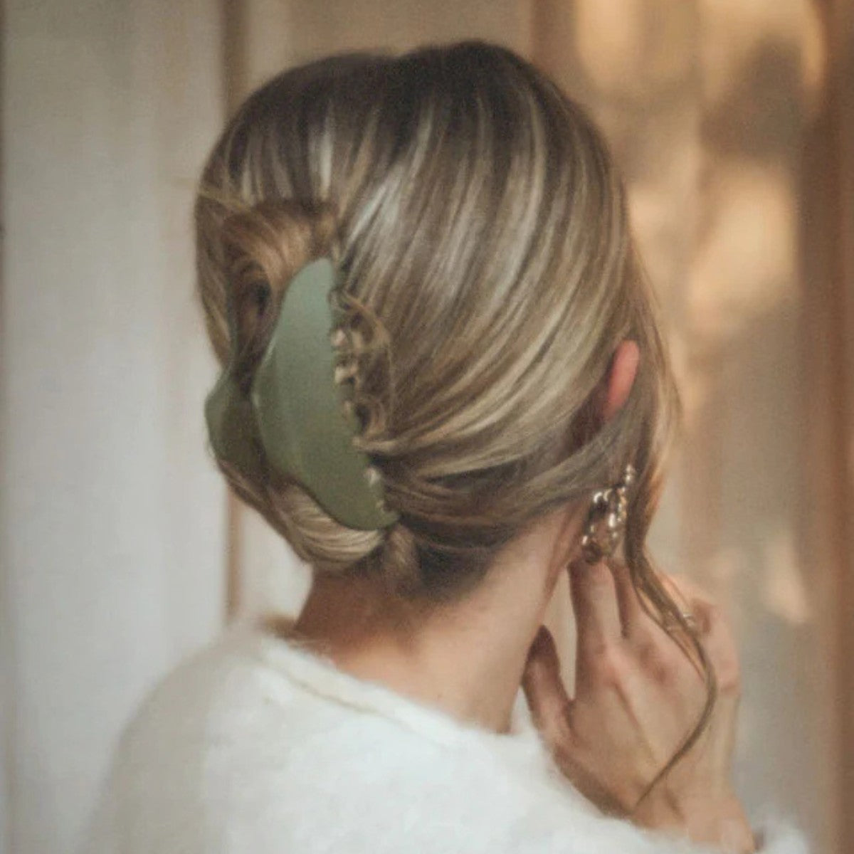 Chelsea King French L’Arc Cutout Claw Olive Green