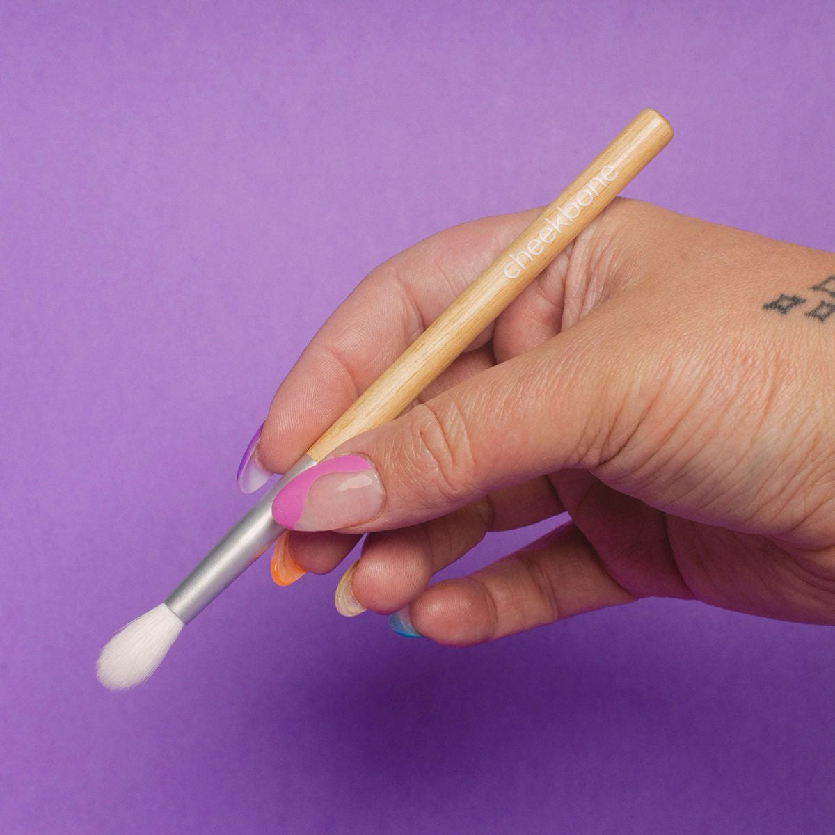 Cheekbone Beauty Small Tapered Blending Eyeshadow Brush