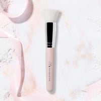 100 Percent Pure Flat Top Kabuki Brush F40